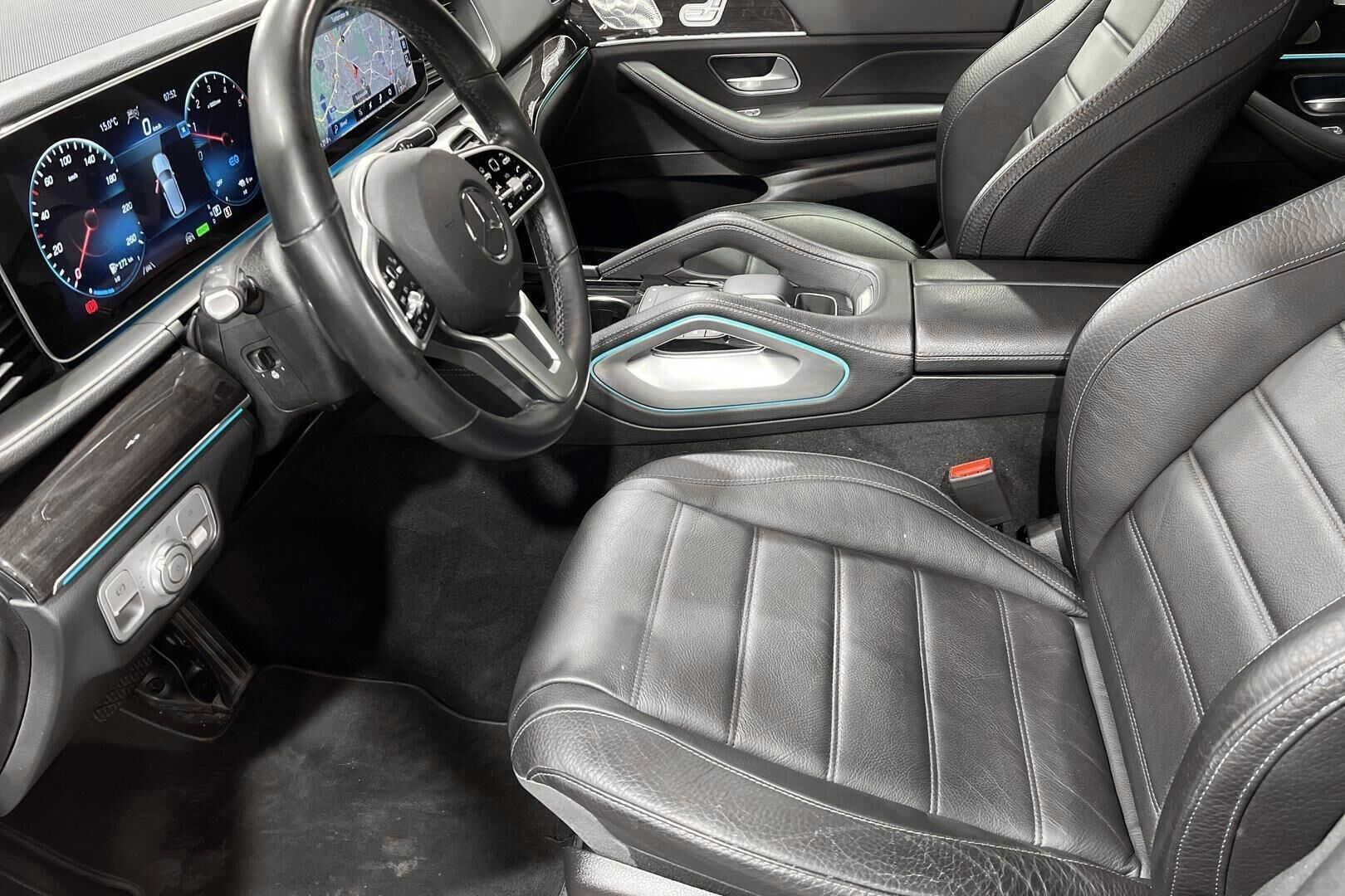 Mercedes-Benz GLE iso kuva 25