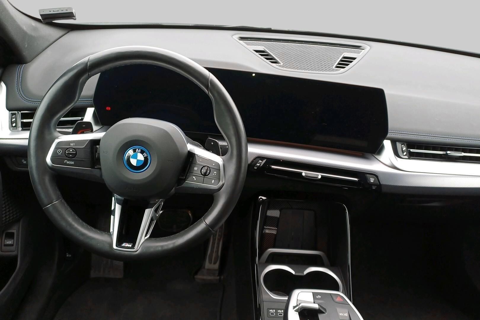 BMW X1 iso kuva 1