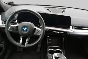 BMW X1 esikatselu 1