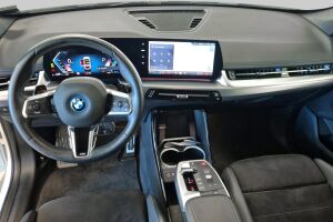 BMW X1 esikatselu 10