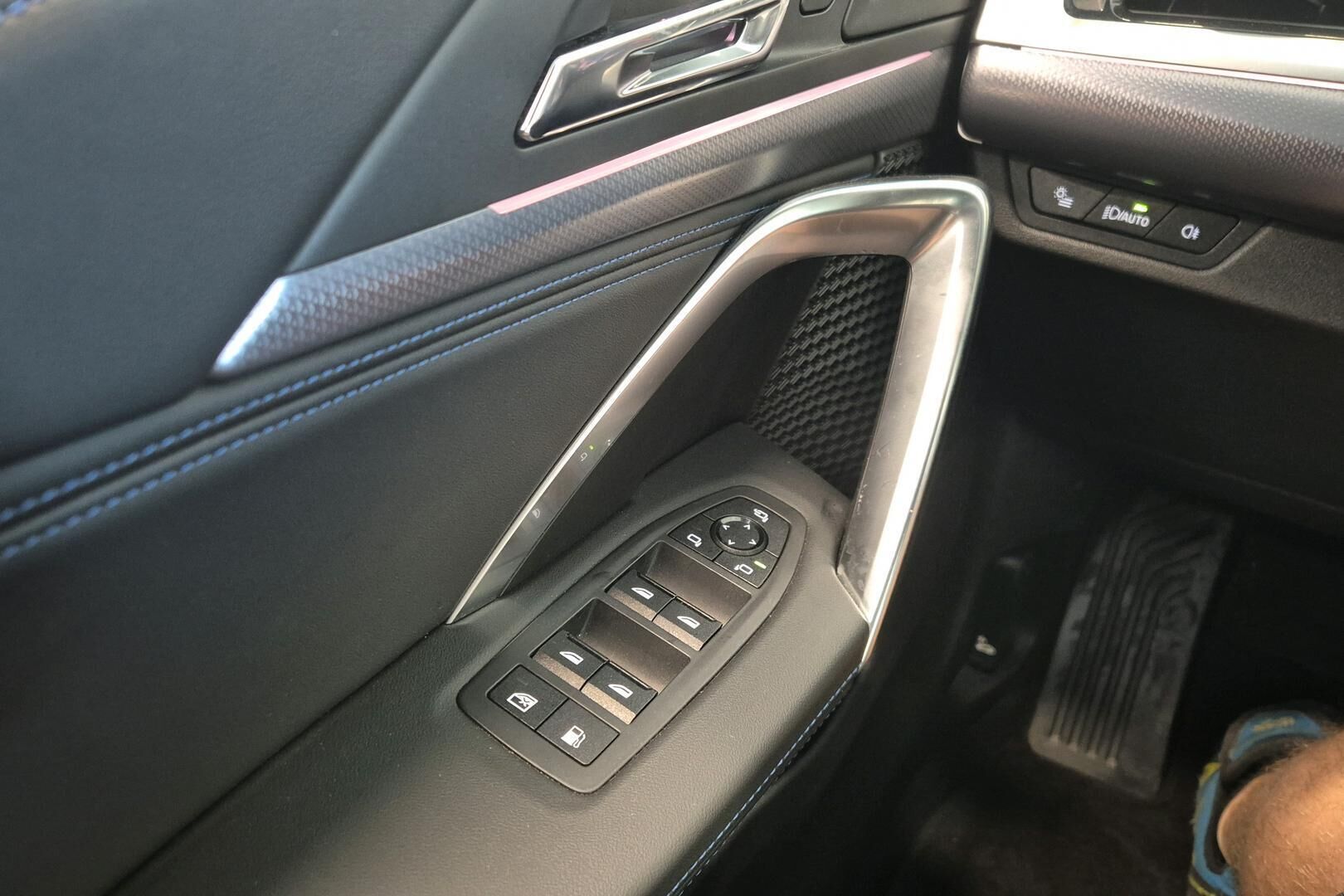 BMW X1 iso kuva 18