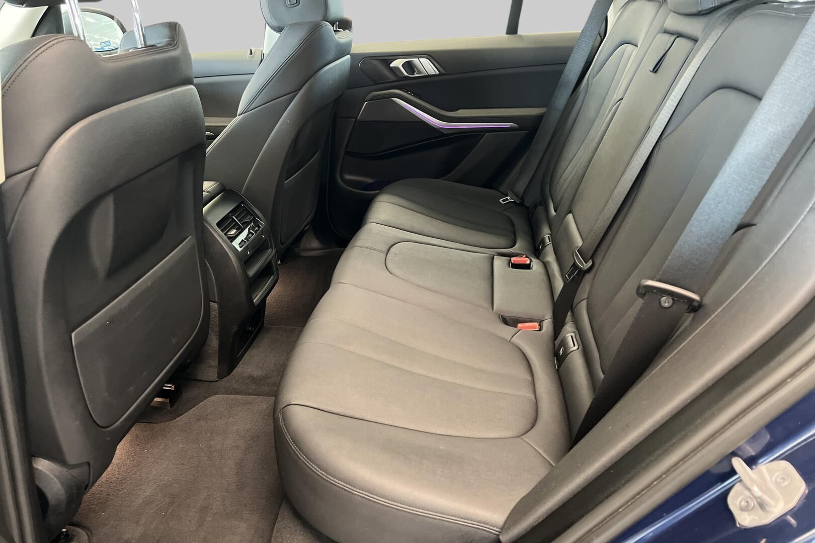 BMW X5 iso kuva 10