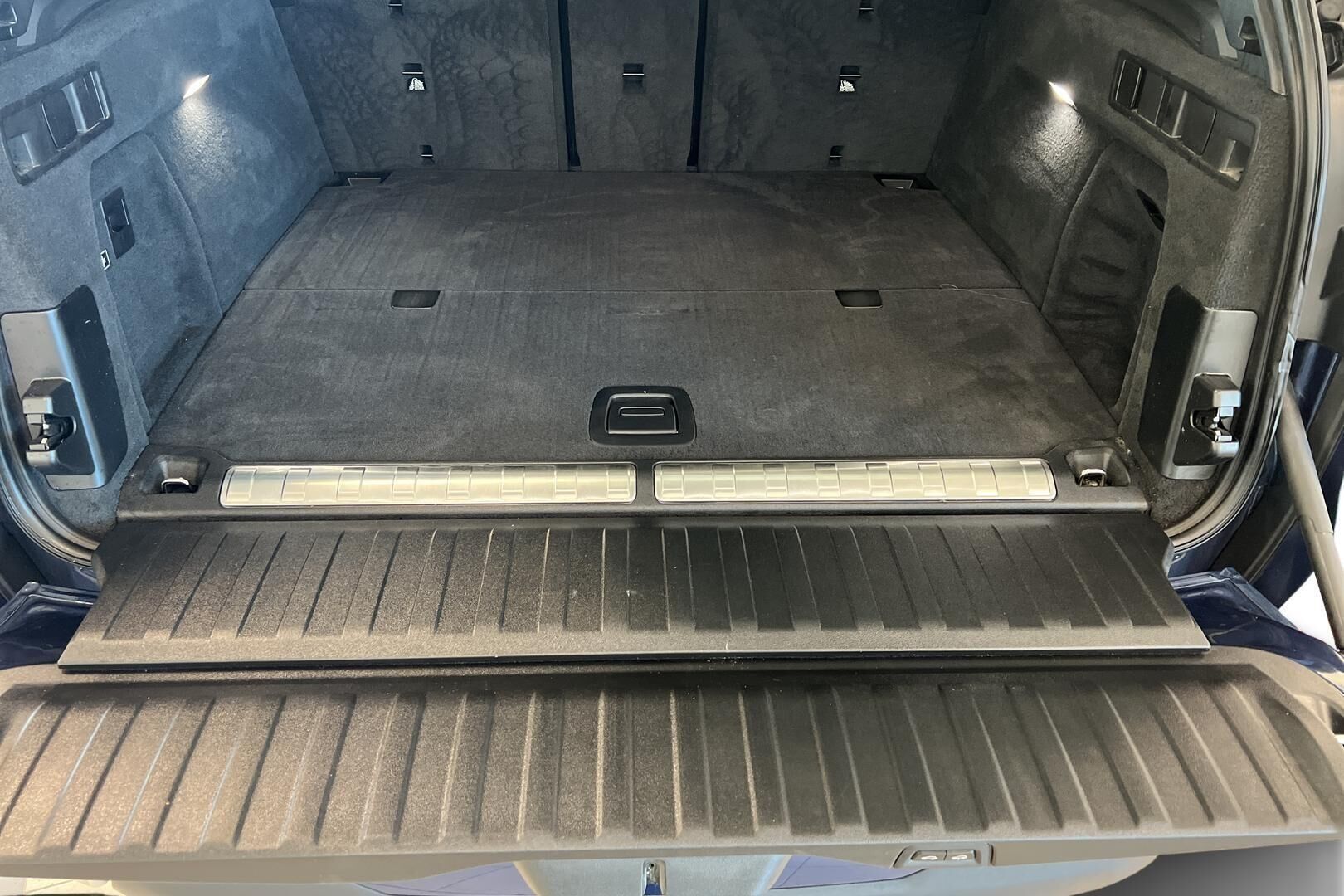 BMW X5 iso kuva 12
