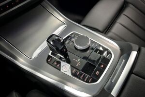 BMW X5 esikatselu 17