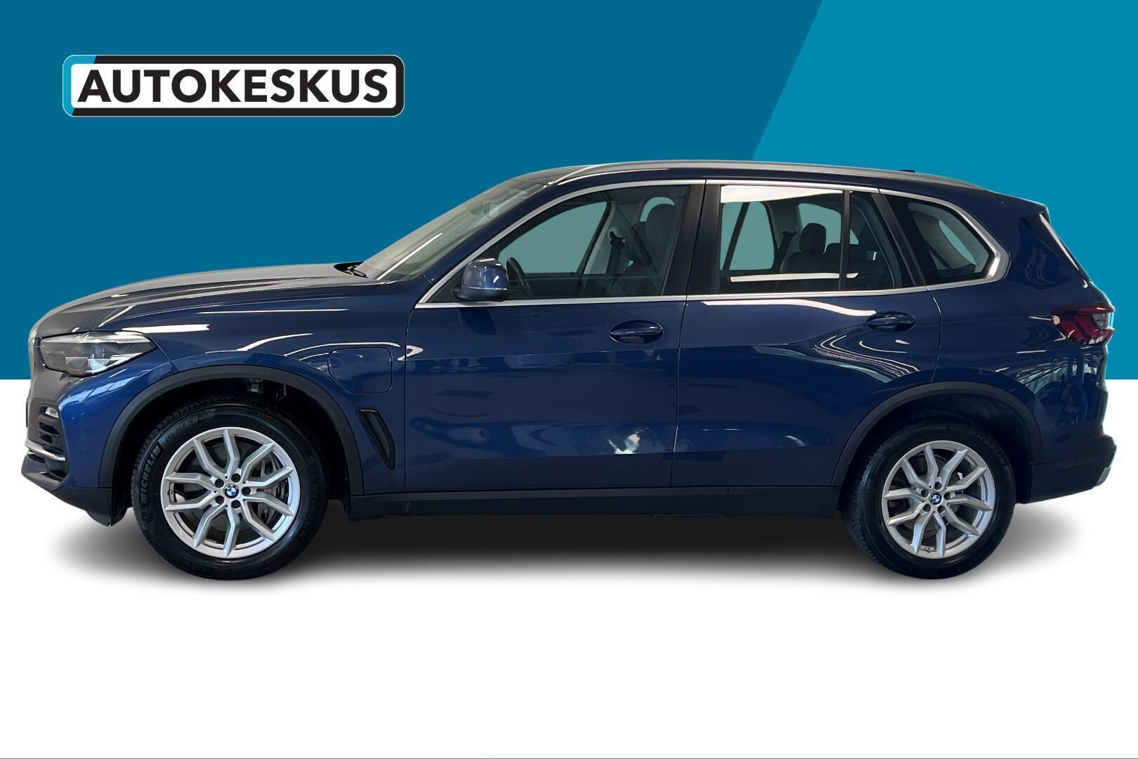 BMW X5 iso kuva 8