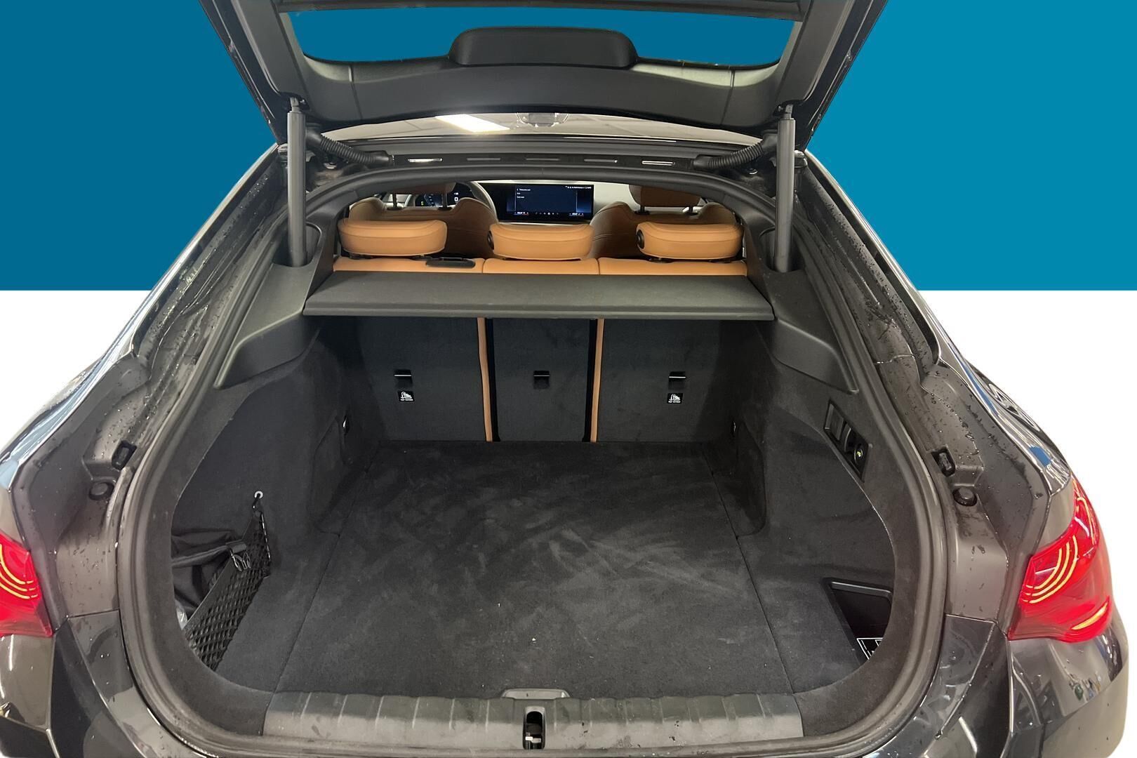 BMW I4 M50 iso kuva 11