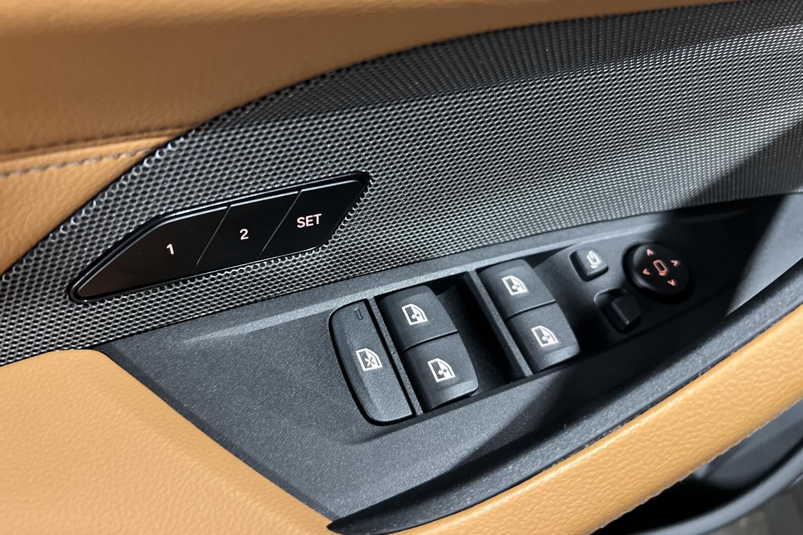 BMW I4 M50 iso kuva 16