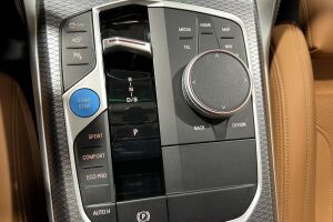 BMW I4 M50 esikatselu 19