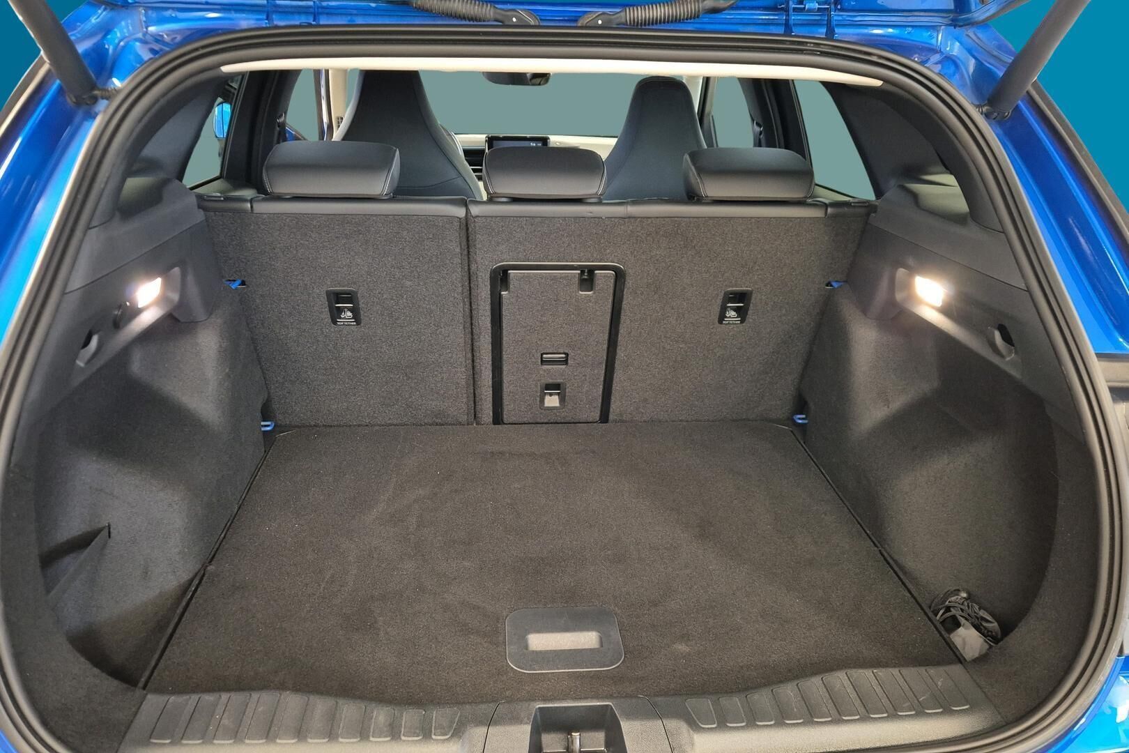 Ford Explorer iso kuva 11