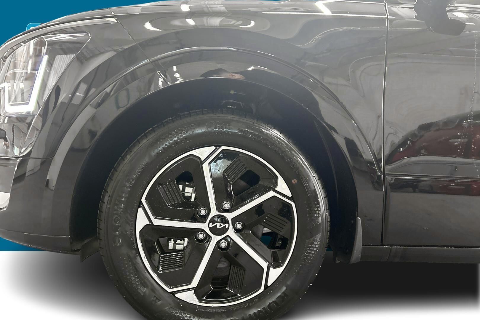 Kia Niro iso kuva 12