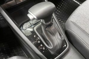 Kia Stonic esikatselu 18