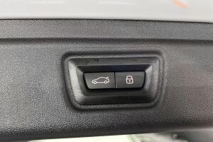 BMW 3-sarja esikatselu 9