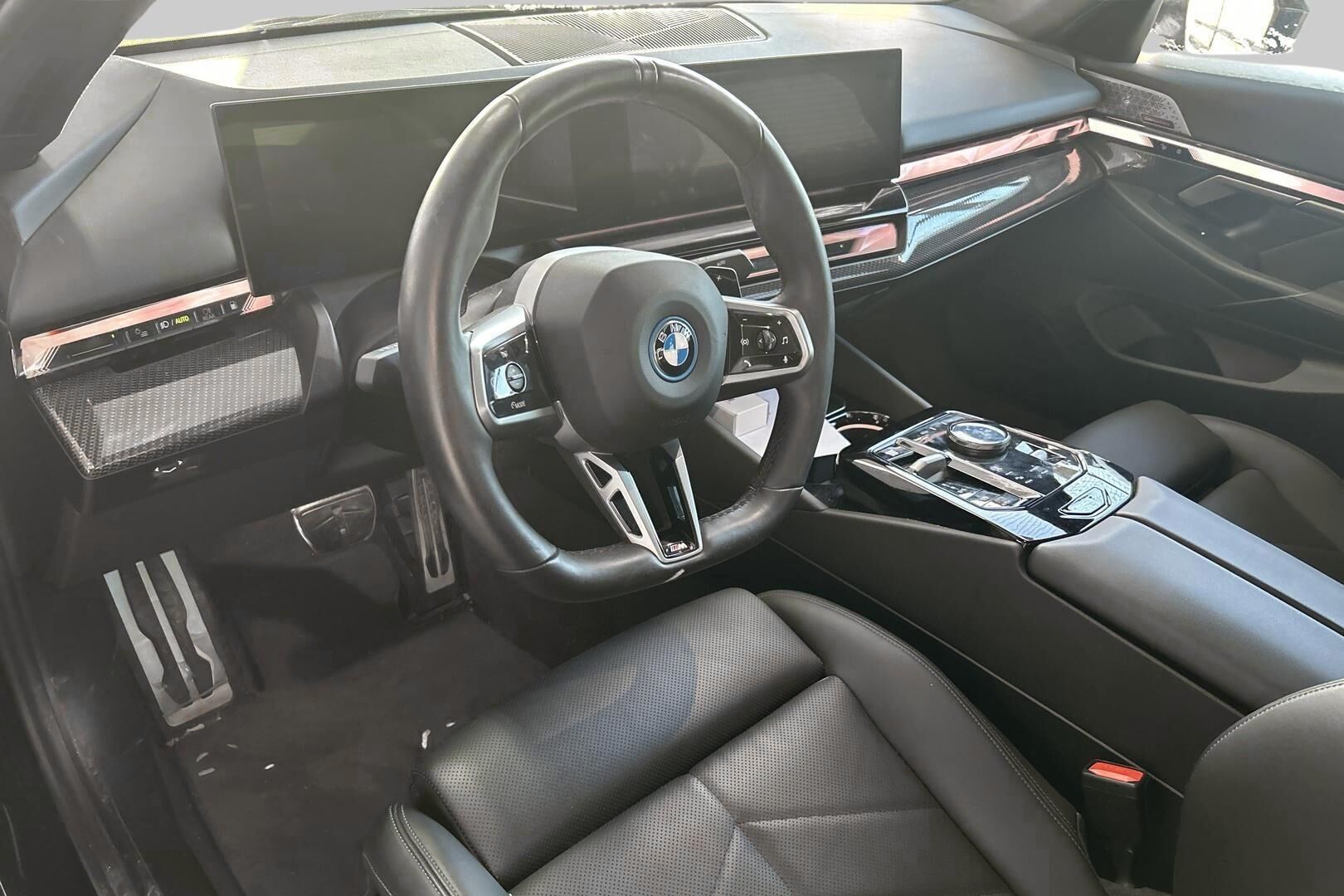 BMW 5-sarja iso kuva 0