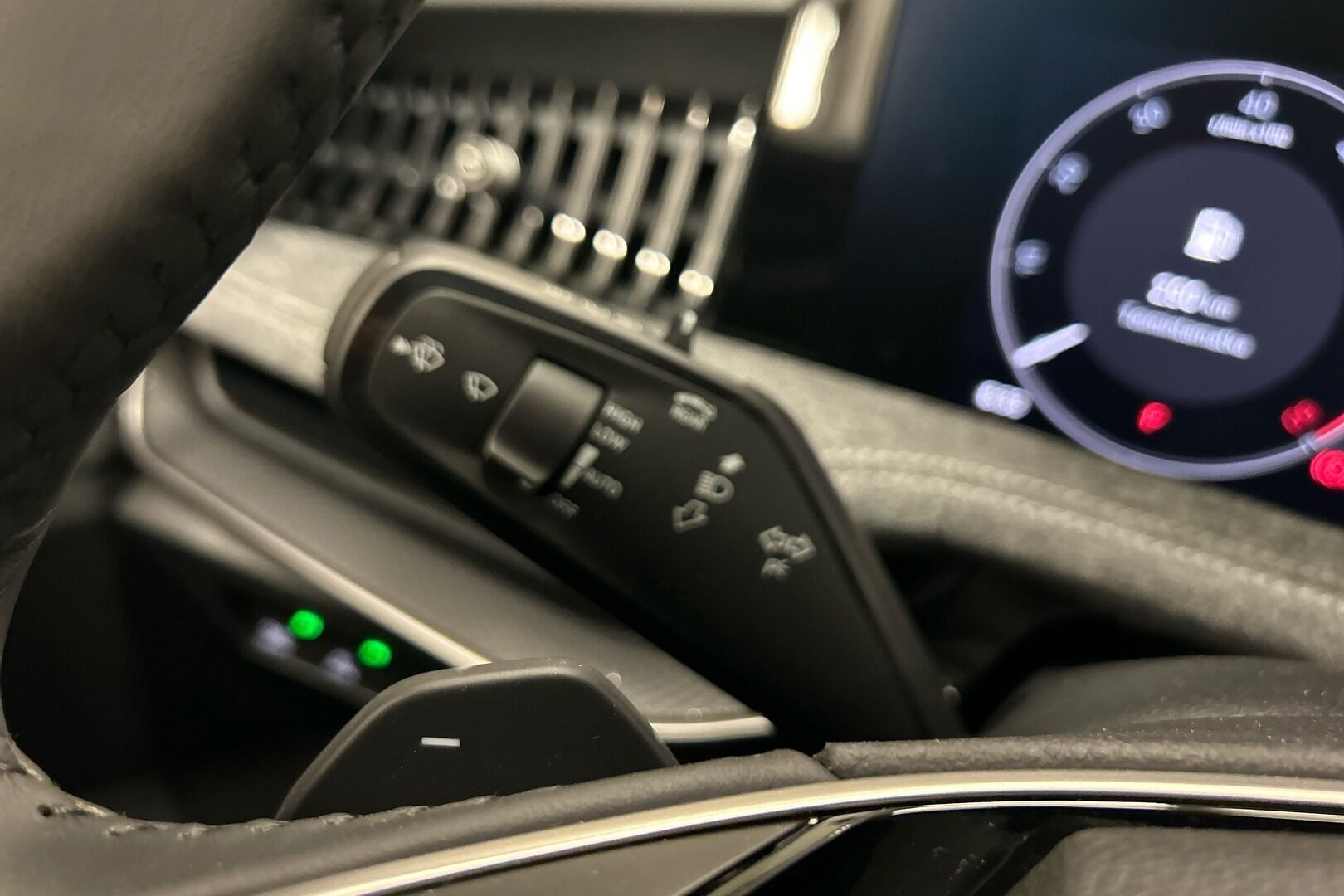 SKODA Superb iso kuva 19