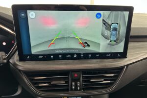 Ford Kuga esikatselu 18