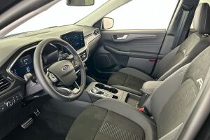 Ford Kuga esikatselu 6