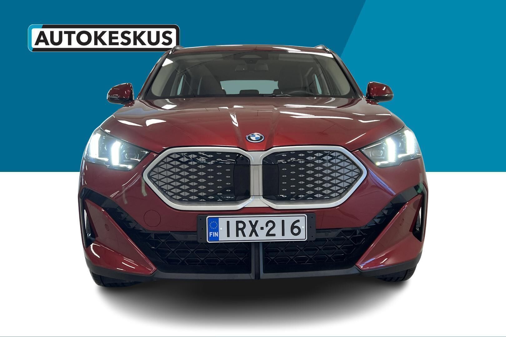 BMW iX2 iso kuva 1