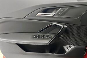 BMW iX2 esikatselu 19