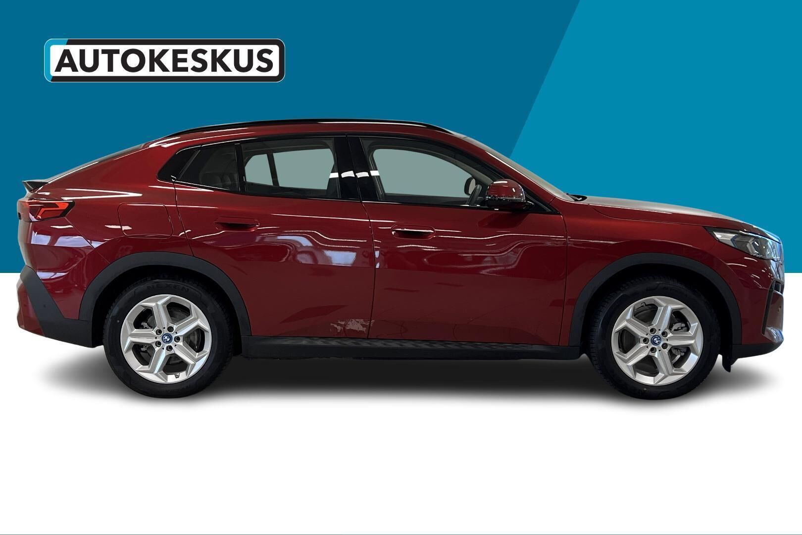 BMW iX2 iso kuva 3
