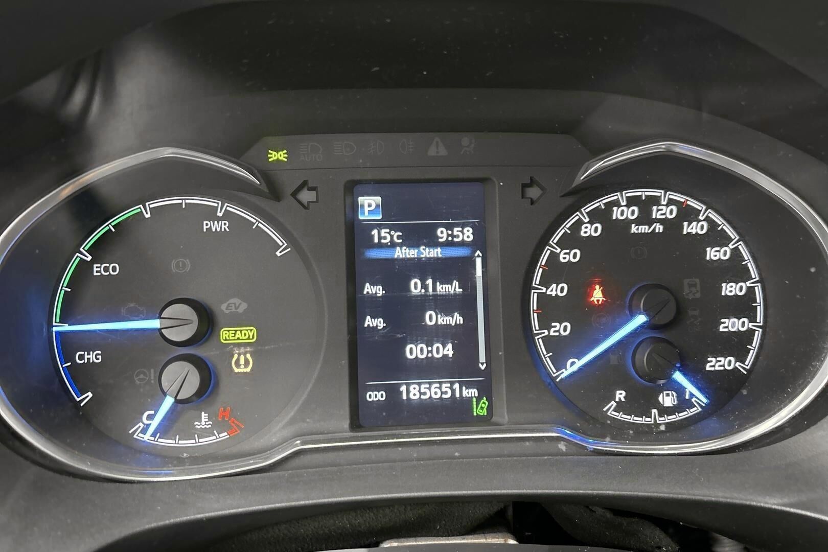 Toyota Yaris iso kuva 14