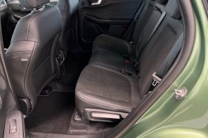 Ford Kuga esikatselu 8