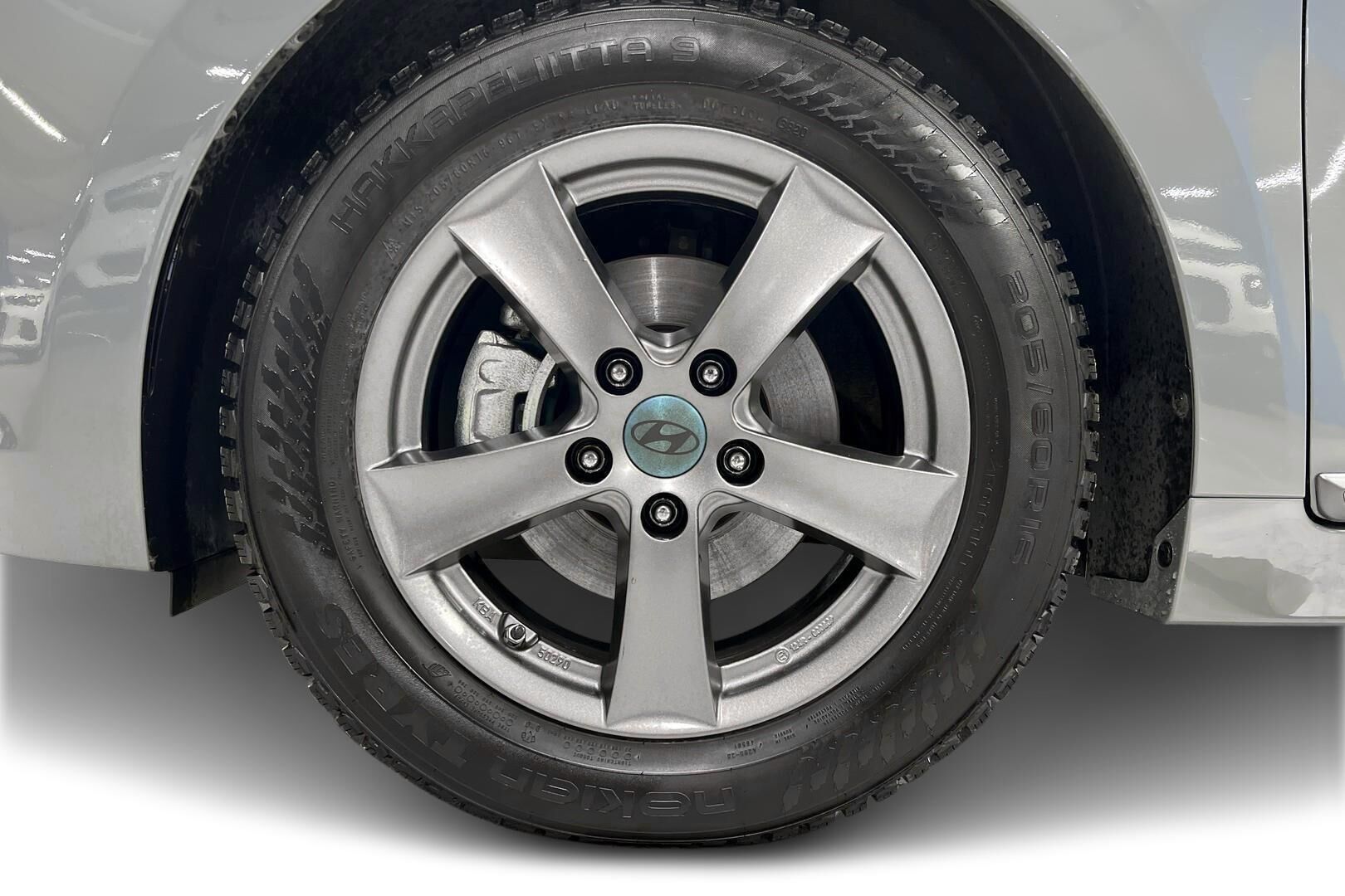 Hyundai IONIQ electric iso kuva 12