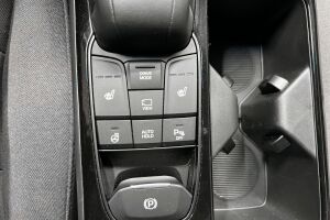 Hyundai IONIQ electric esikatselu 18