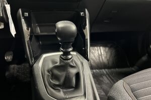 Peugeot 2008 esikatselu 19