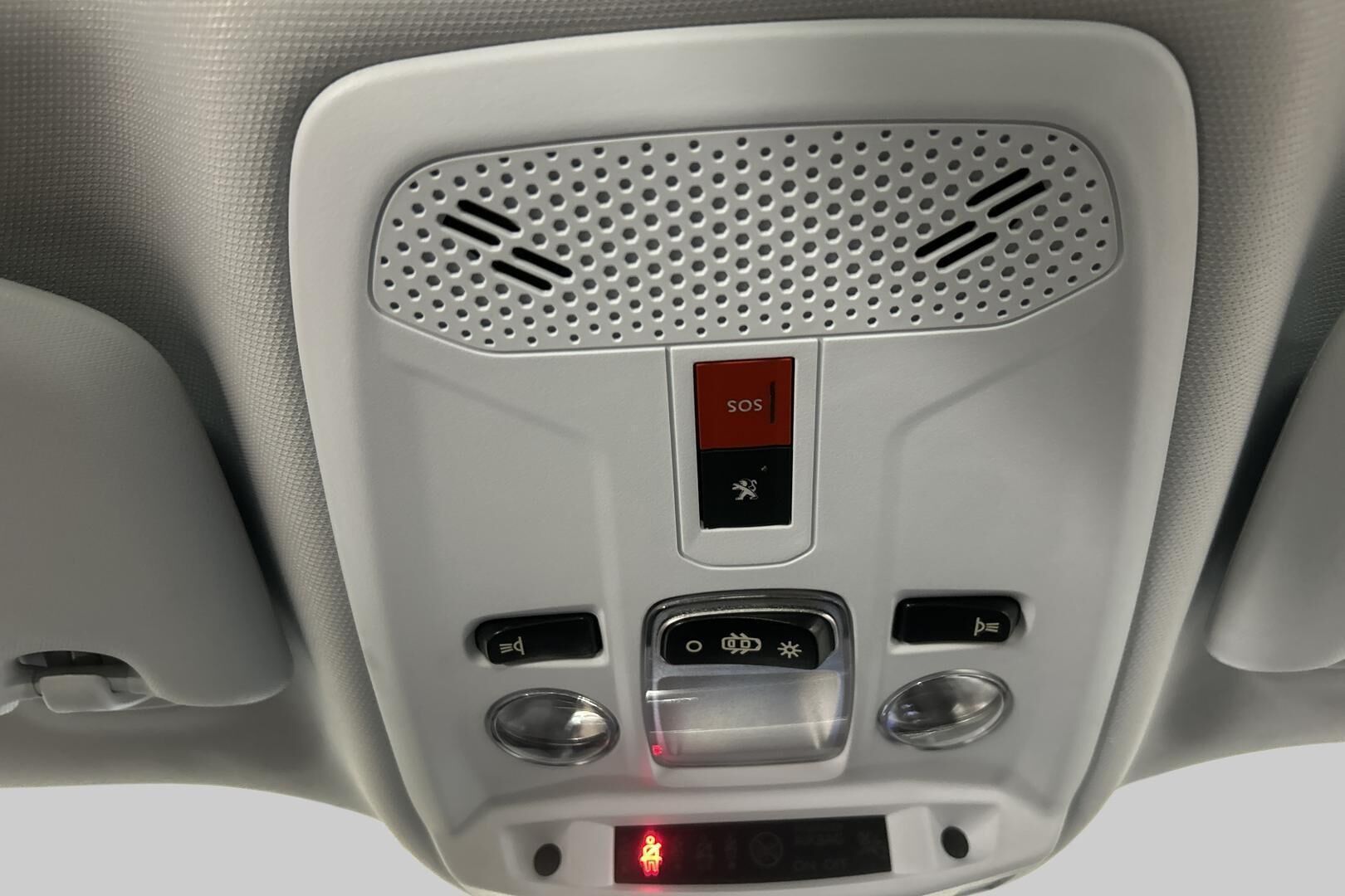 Peugeot 2008 iso kuva 26