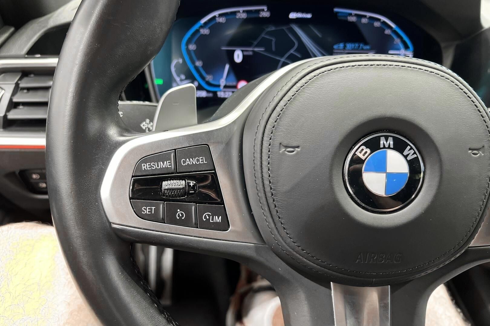 BMW 3-sarja iso kuva 33