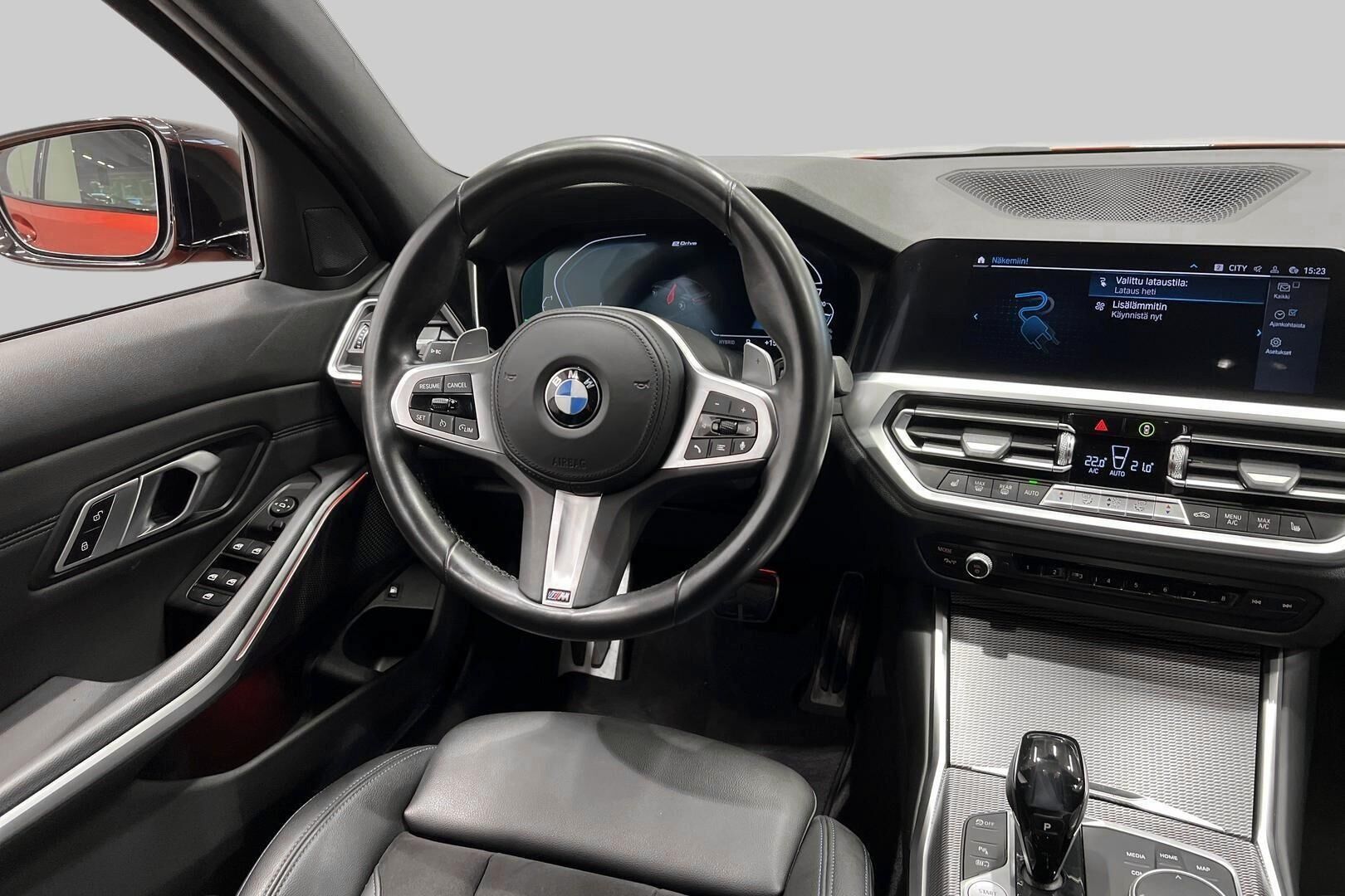 BMW 3-sarja iso kuva 35