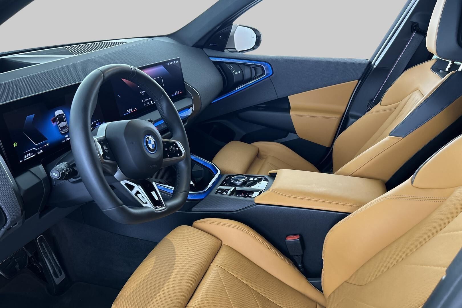 BMW X3 iso kuva 8