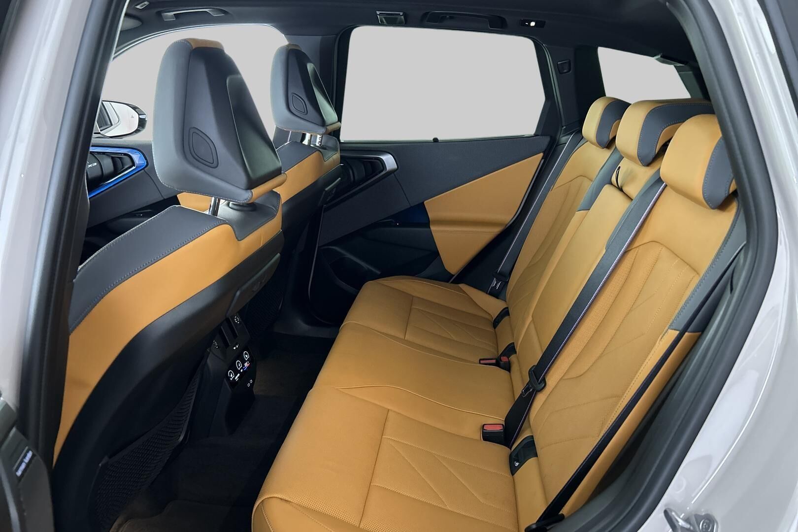 BMW X3 iso kuva 9