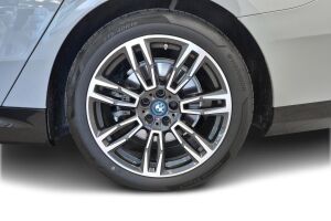 BMW 5-sarja esikatselu 12