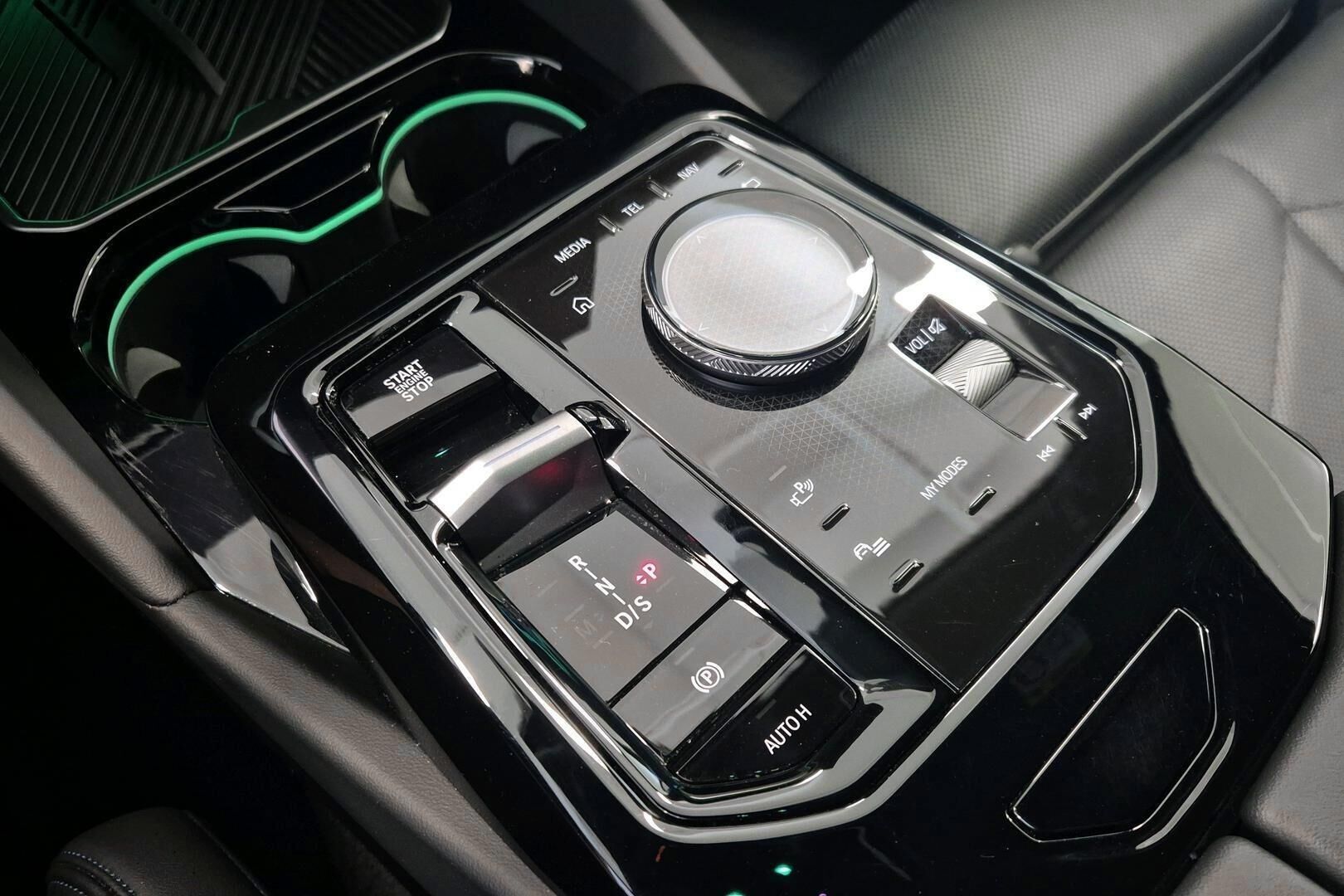 BMW 5-sarja iso kuva 15