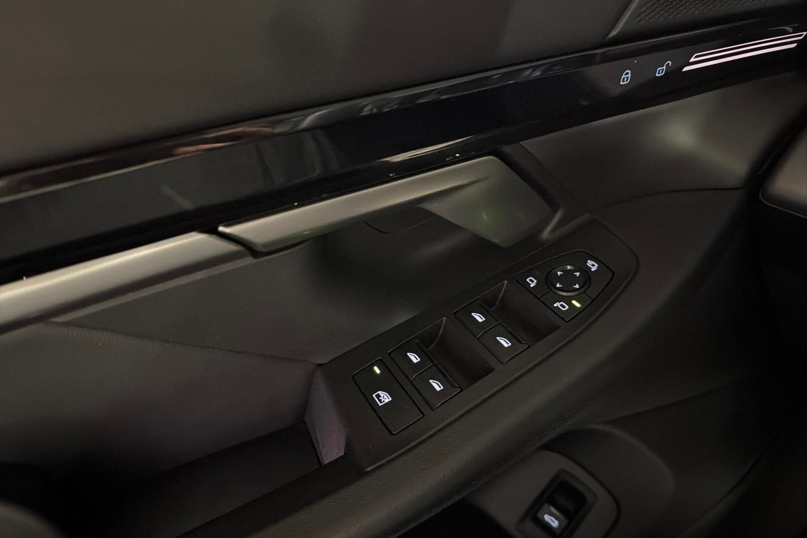BMW 5-sarja iso kuva 18