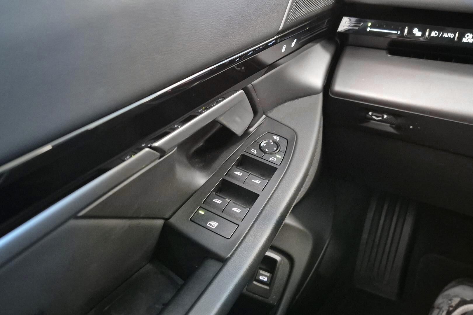 BMW 5-sarja iso kuva 19