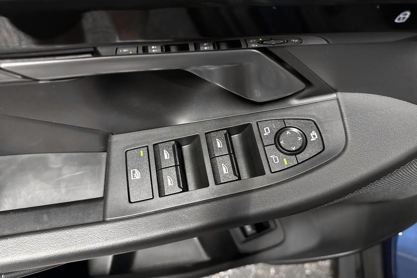 BMW 5-sarja iso kuva 23