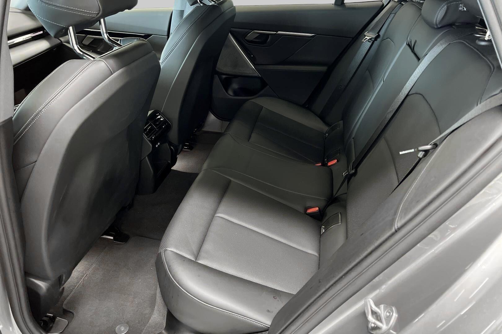 BMW 5-sarja iso kuva 7