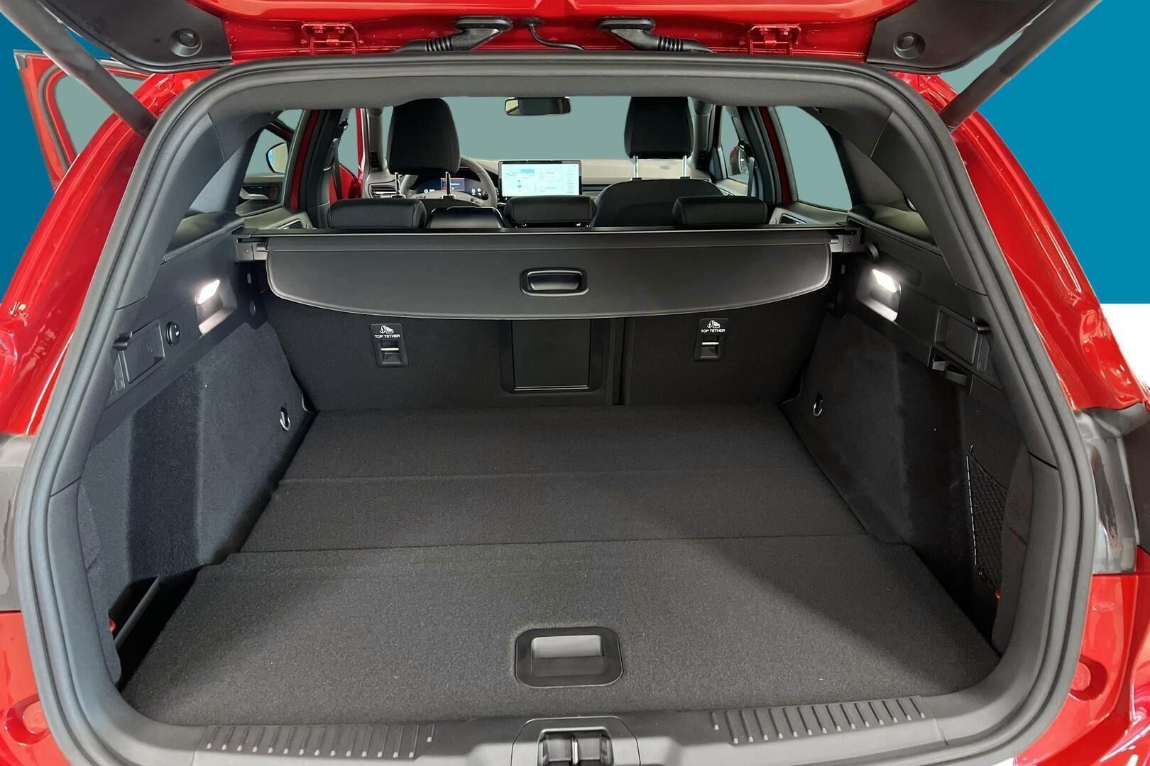 Ford Focus iso kuva 9