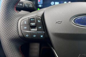 Ford Focus esikatselu 18