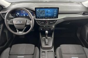 Ford Focus esikatselu 10
