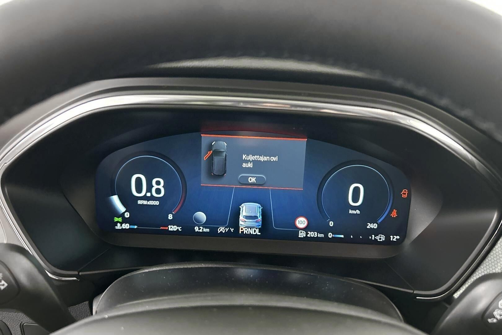 Ford Focus iso kuva 15