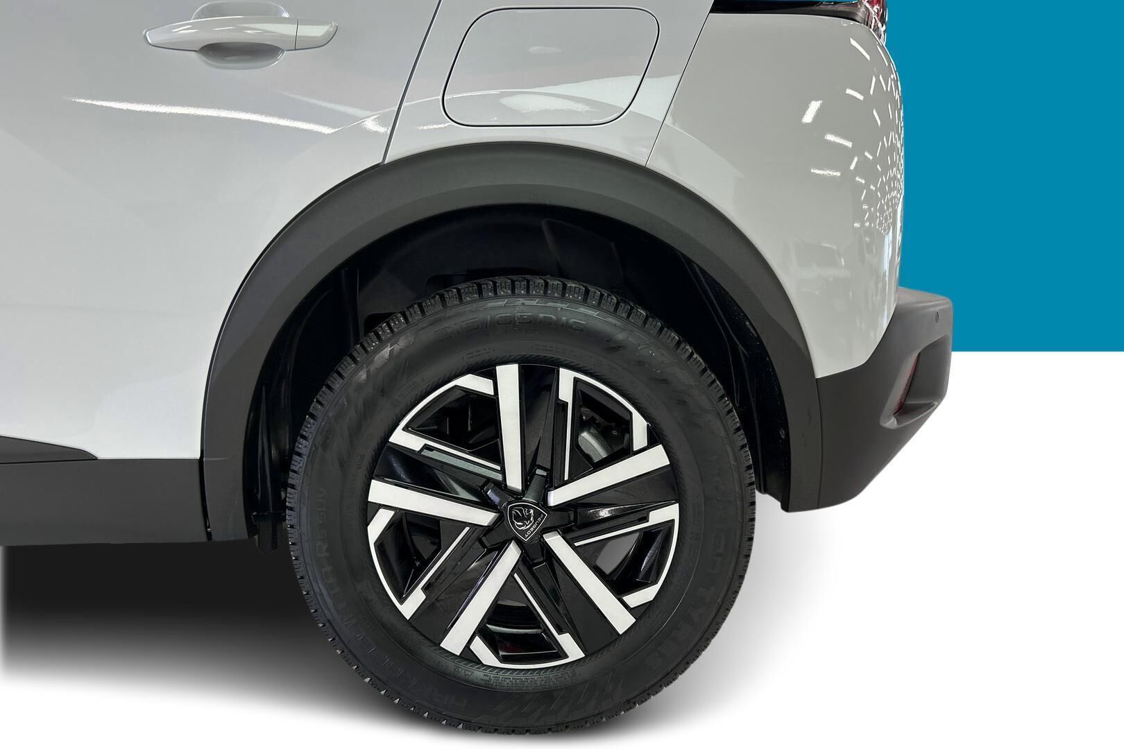 Peugeot 2008 iso kuva 12