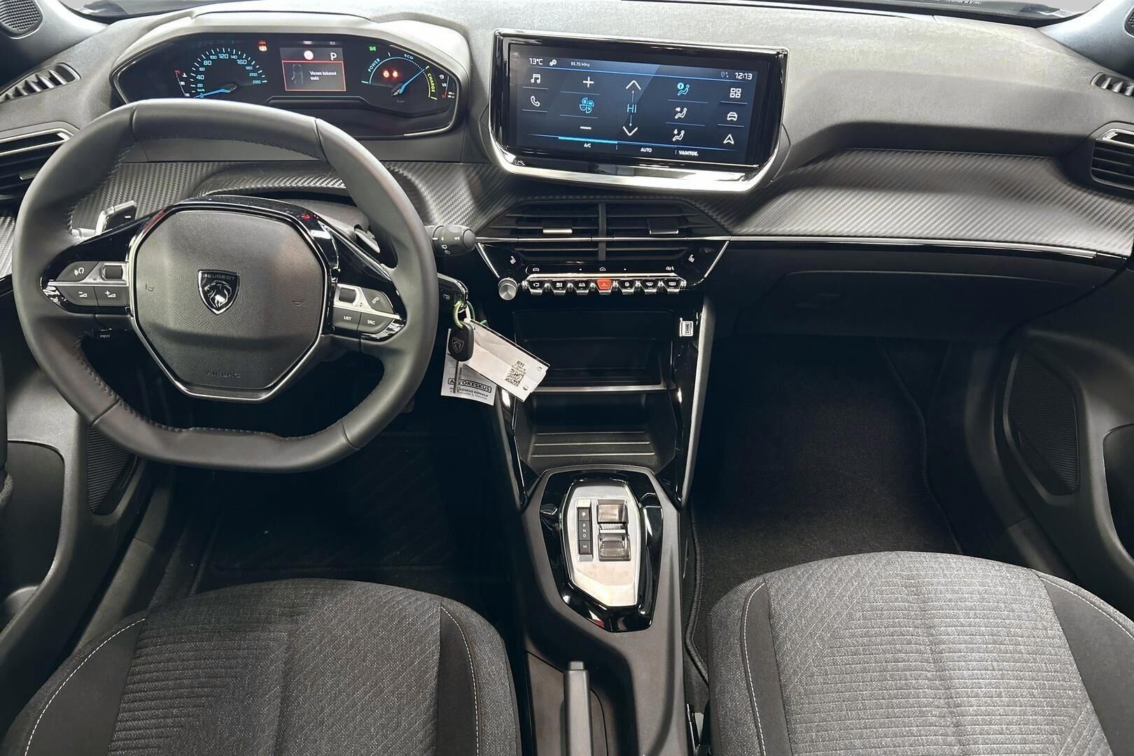 Peugeot 2008 iso kuva 13