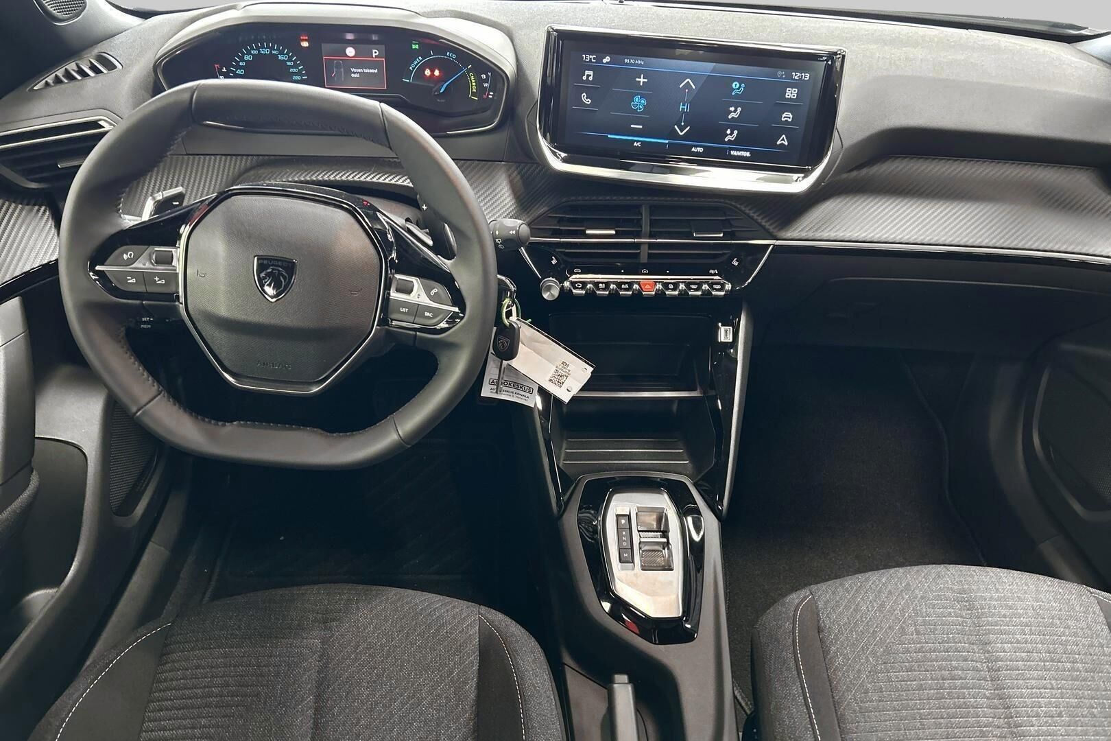 Peugeot 2008 iso kuva 14