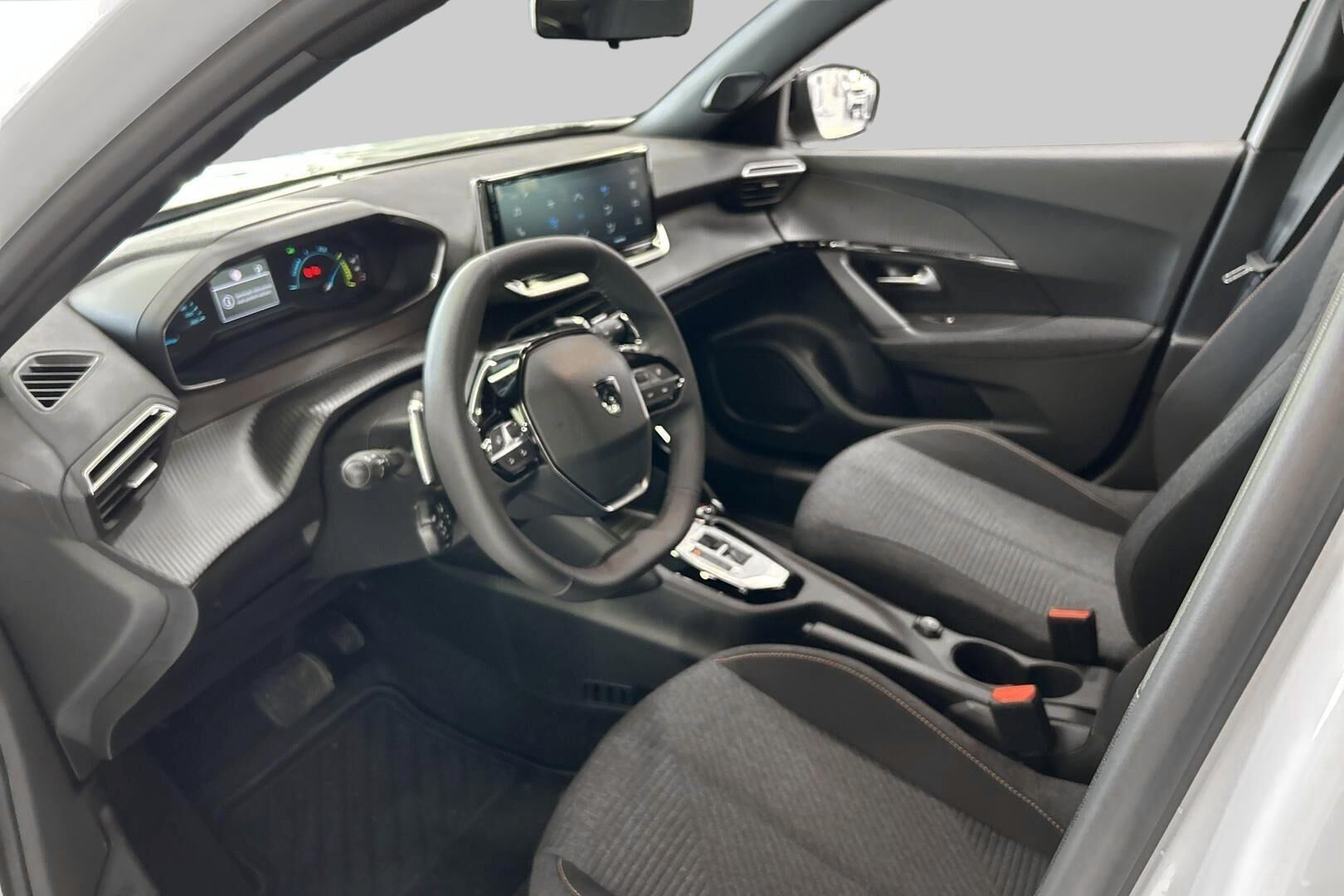 Peugeot 2008 iso kuva 8