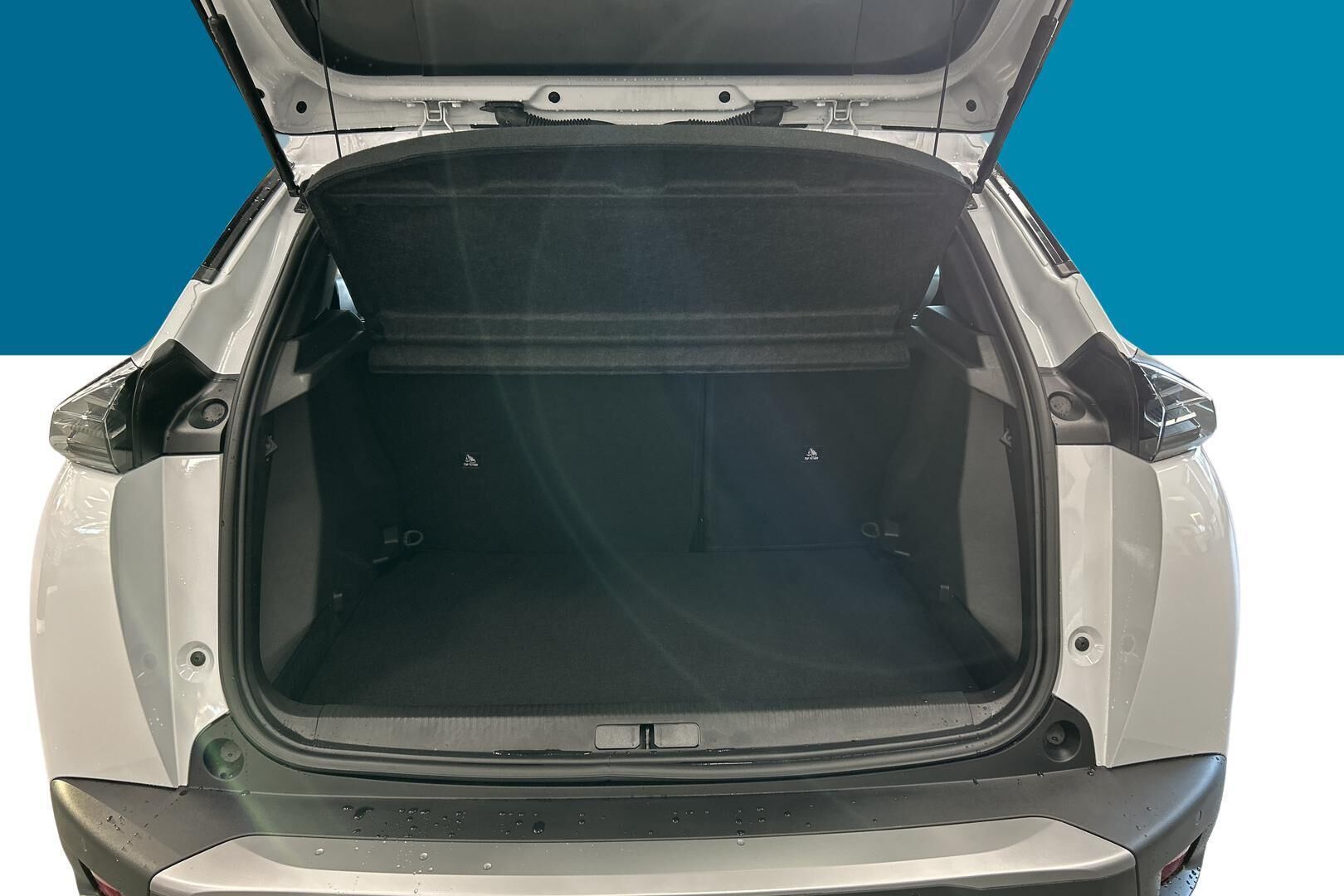 Peugeot 2008 iso kuva 11