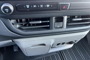 Ford Transit Custom esikatselu 17