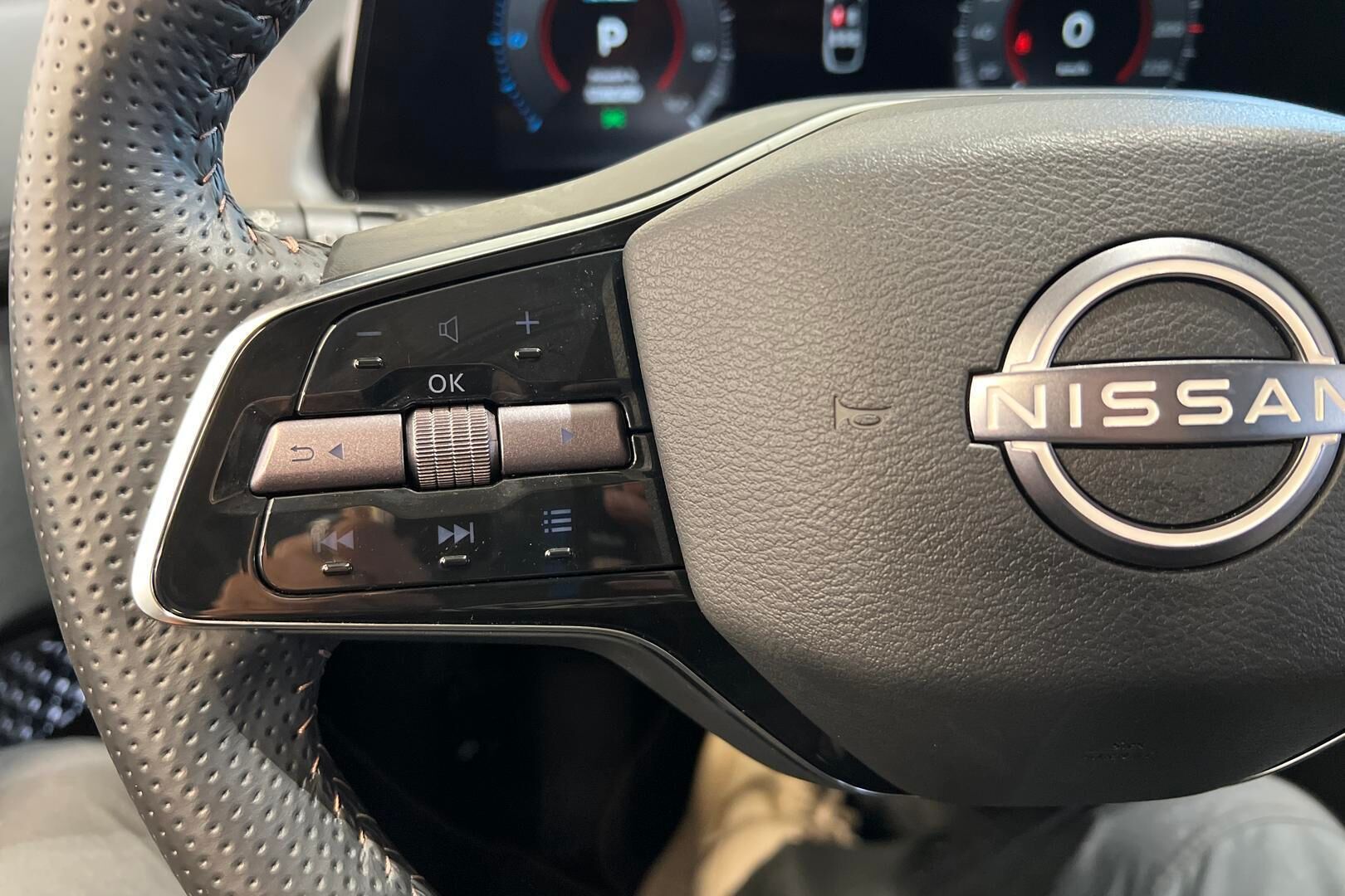 Nissan Ariya iso kuva 23